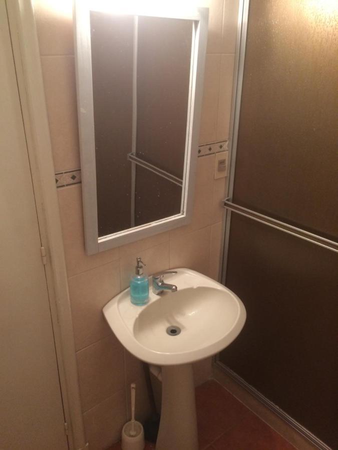 Habitacion Privada Apartamento Obelisco Монтевидео Екстериор снимка